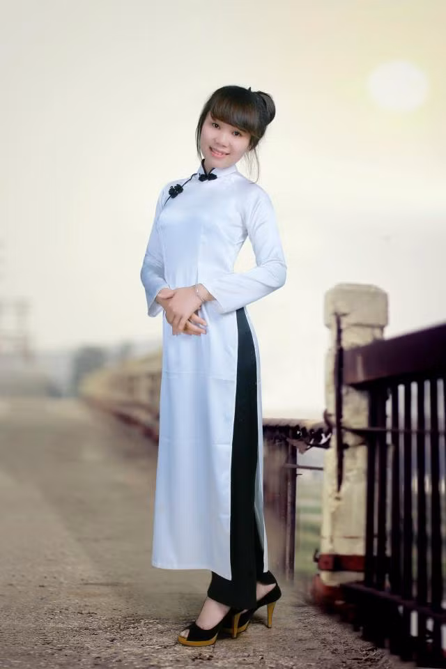 Mã số 04 Họ Tên: Trần Thị Hồng Ngày Sinh:10.10.1994 Quê Quán: Phúc Thành , Yên Thành, Nghệ An