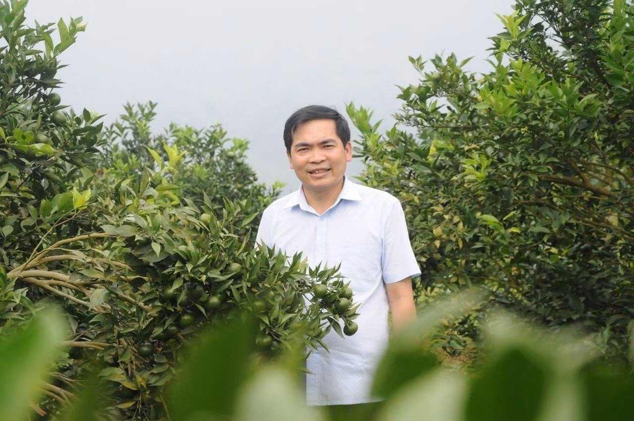 Thầy Nguyễn Trường Chinh, Trưởng phòng Giáo dục và Đào tạo thị xã Sa Pa, tỉnh Lào Cai. (Ảnh: NVCC). Thầy Nguyễn Trường Chinh, Trưởng phòng Giáo dục và Đào tạo thị xã Sa Pa, tỉnh Lào Cai. (Ảnh: NVCC).