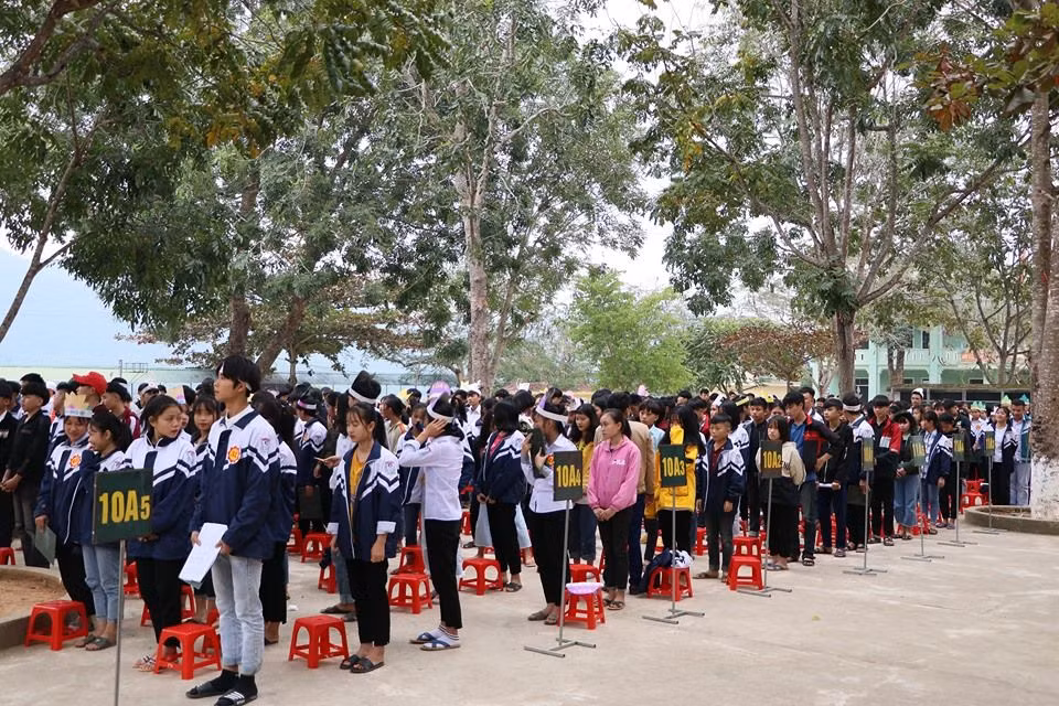 Tiền Lao động tiên tiến của giáo viên Tương Dương có thể huyện chỉ hỗ trợ? ảnh 2