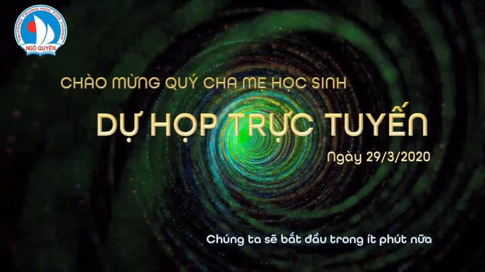 Trường Trung học phổ thông Ngô Quyền (huyện đảo Phú Quý) tỉnh Bình Thuận tổ chức họp trực tuyến với phụ huynh (Ảnh nhà trường cung cấp).