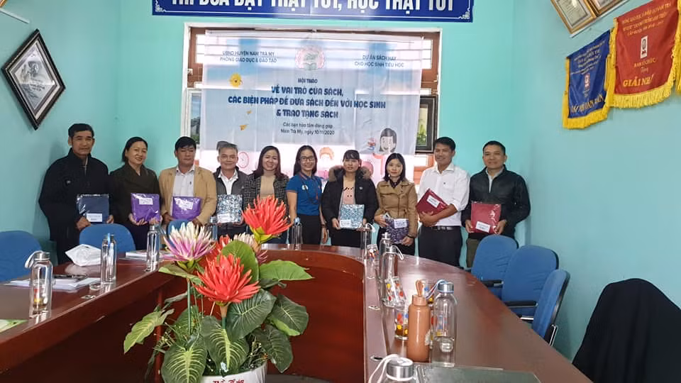 Tập huấn cho các trường để đưa sách đến với học sinh (Ảnh CTV)