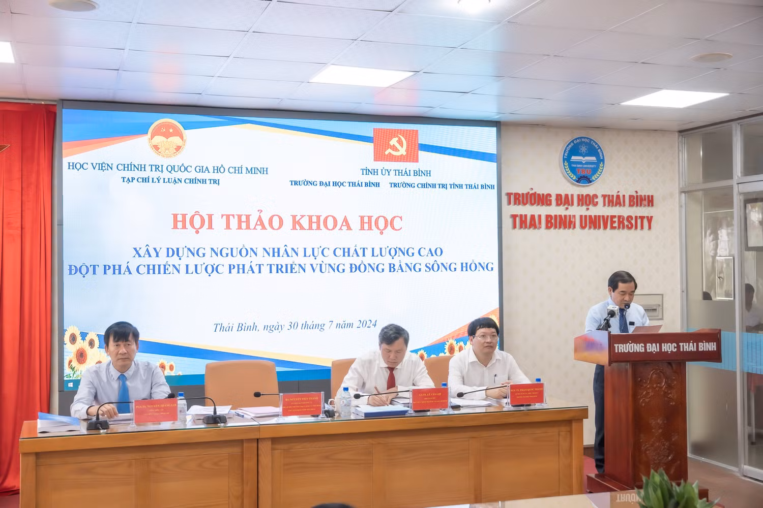 GDVN_hoi-thao-tb-1.jpg