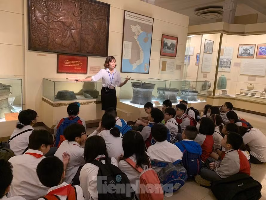 Học sinh yêu thích môn Lịch sử hay không phần nhiều do cách dạy của giáo viên (Ảnh minh họa: Báo Tiền phong).
