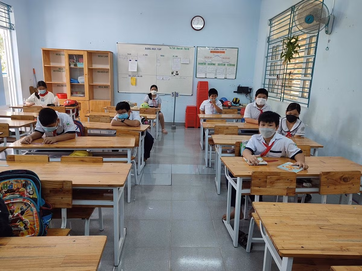 Lớp học thời Covid (Ảnh tác giả) Lớp học thời Covid (Ảnh tác giả)