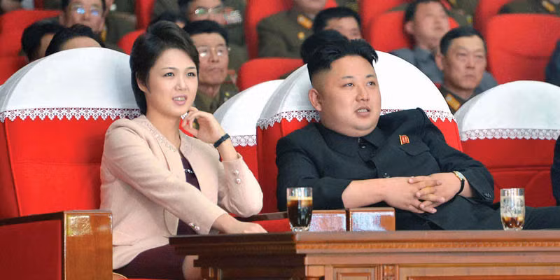 Đệ nhất phu nhân Ri Sol-ju đã không còn xuất hiện bên chồng thường xuyên như 2 năm trước.