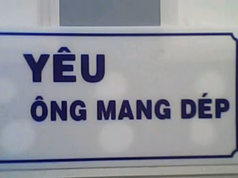 Cứ mang dép là yêu.