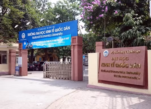 Khi thông tin tăng học phí được đưa ra đột ngột, sinh viên “sốc” là điều dễ hiểu (Ảnh: T/L) Khi thông tin tăng học phí được đưa ra đột ngột, sinh viên “sốc” là điều dễ hiểu (Ảnh: T/L)