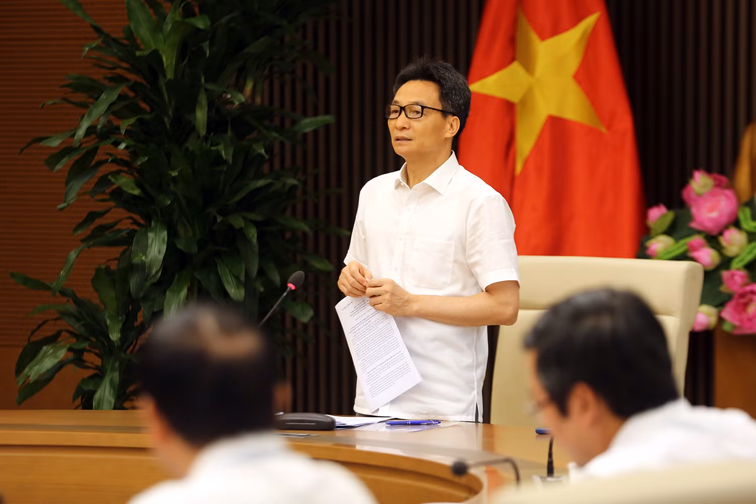Phó Thủ tướng Vũ Đức Đam chủ trì cuộc họp. Ảnh: VGP
