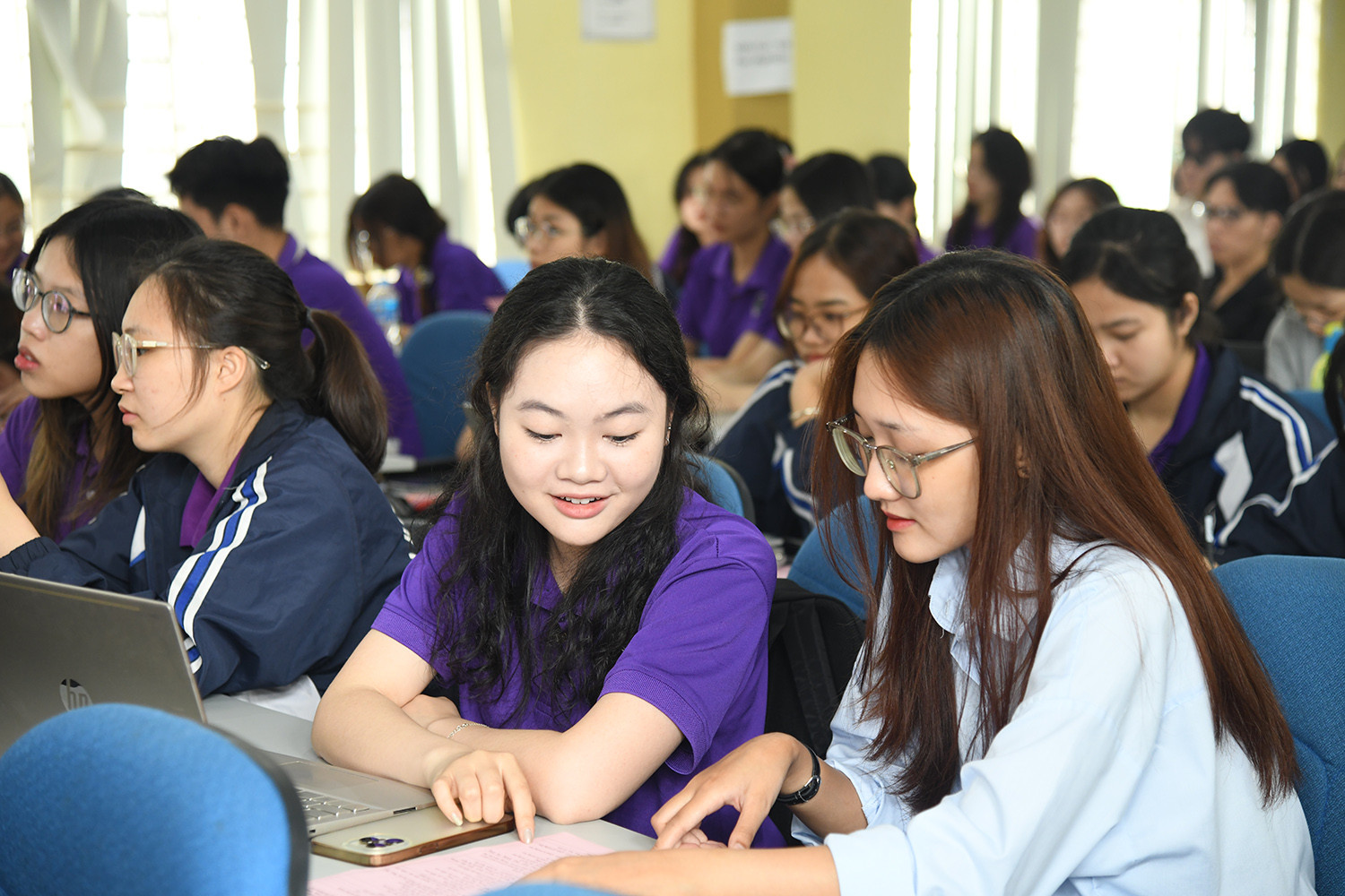 Sau khi hoàn thành chương trình Thạc sĩ Lý luận và Phương pháp dạy học tích hợp, học viên có thể đảm nhiệm nhiều vị trí quan trọng trong hệ thống giáo dục.