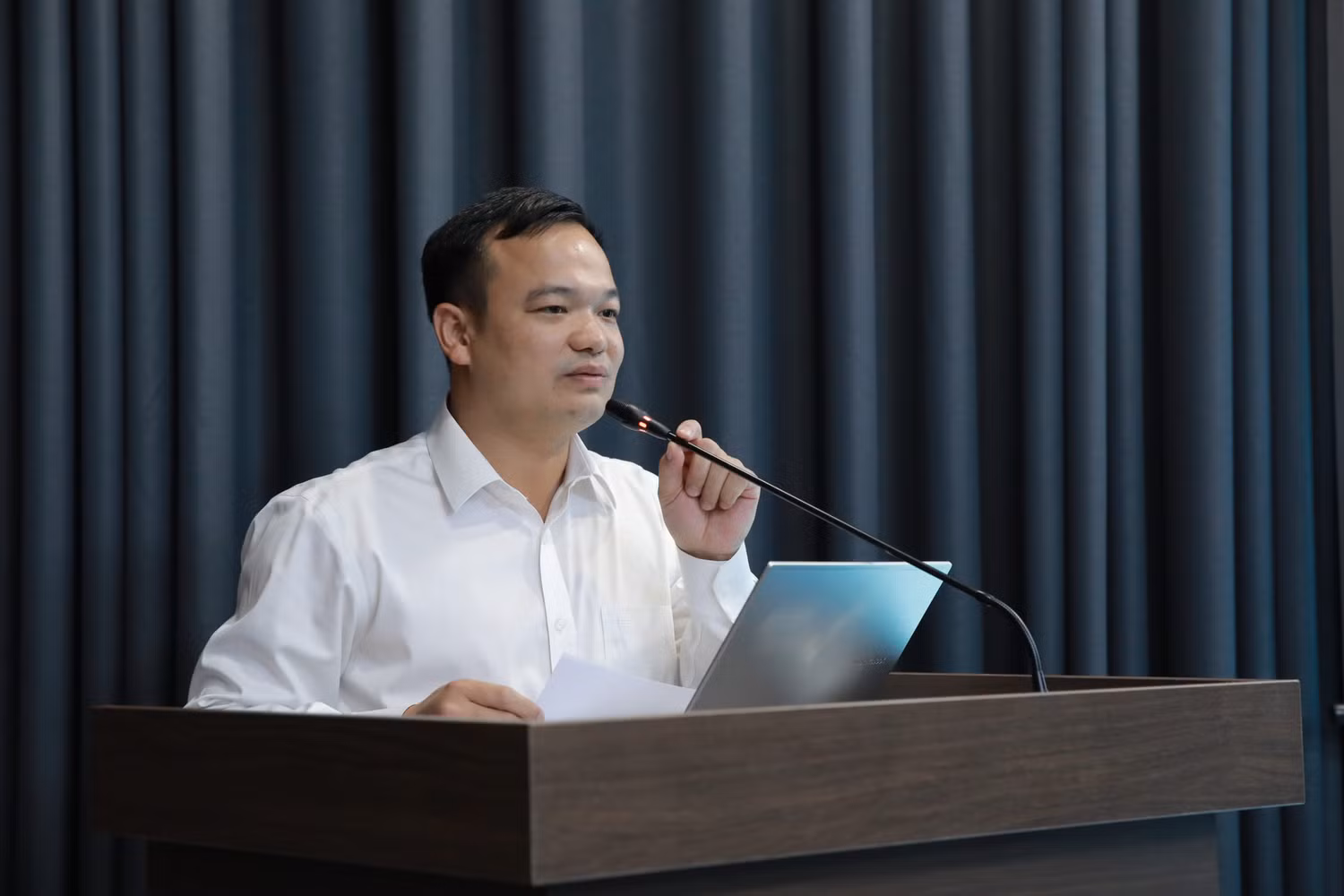 Thầy Bùi Quang Thịnh – Chủ tịch Hội đồng giáo dục Trường Cao đẳng Công nghệ Bách khoa Hà Nội. Ảnh: website nhà trường