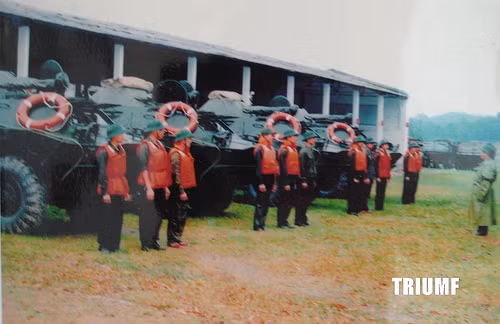 Trang bị tăng, thiết giáp trong các quân, binh chủng của Quân Đội Nhân Dân Việt Nam