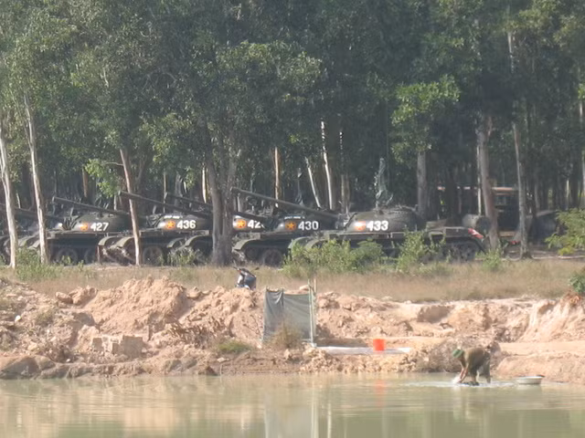 Trang bị tăng, thiết giáp trong các quân, binh chủng của Quân Đội Nhân Dân Việt Nam