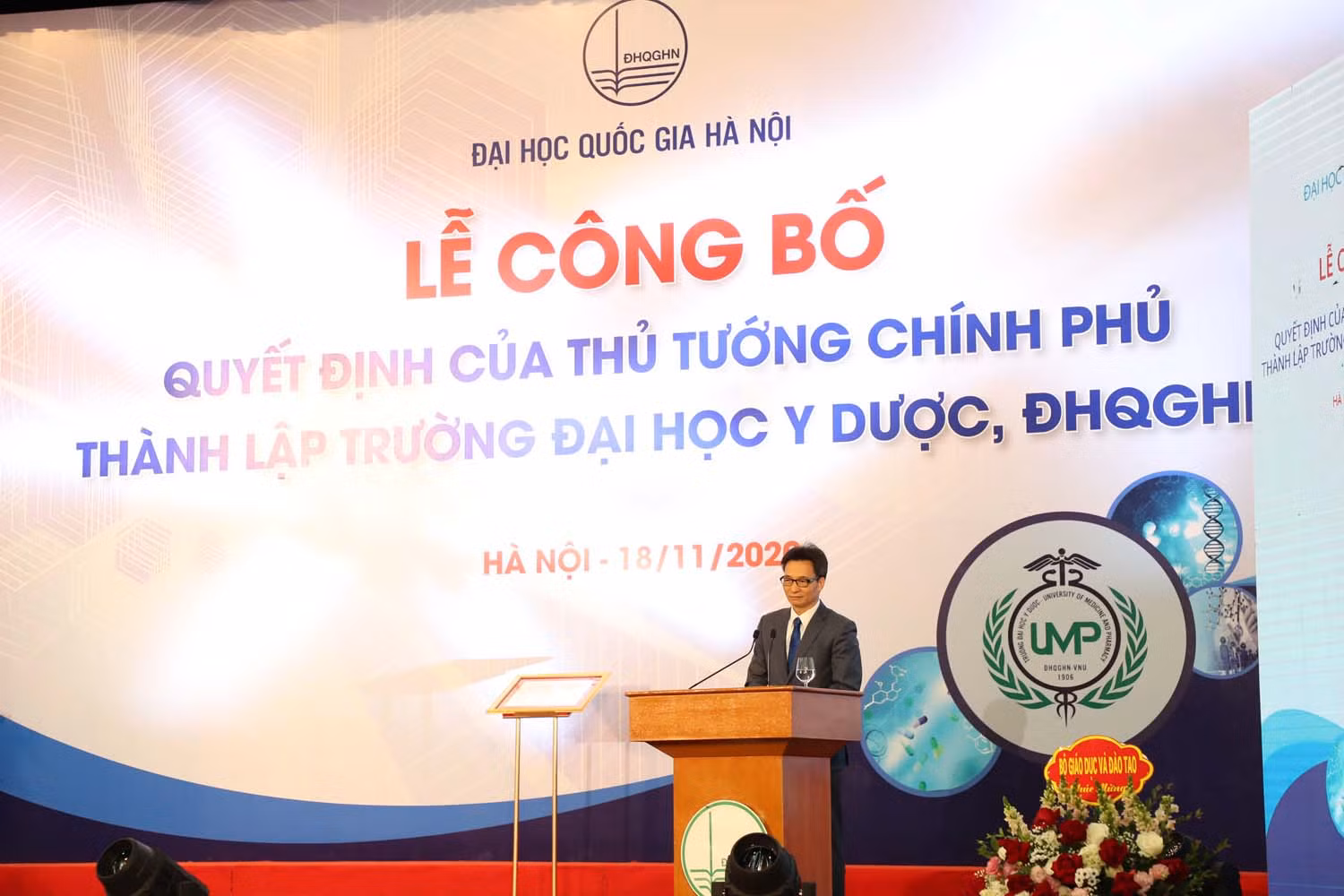 Phó Thủ tướng Chính phủ Vũ Đức Đam phát biểu tại lễ công bố (ảnh: VNU)