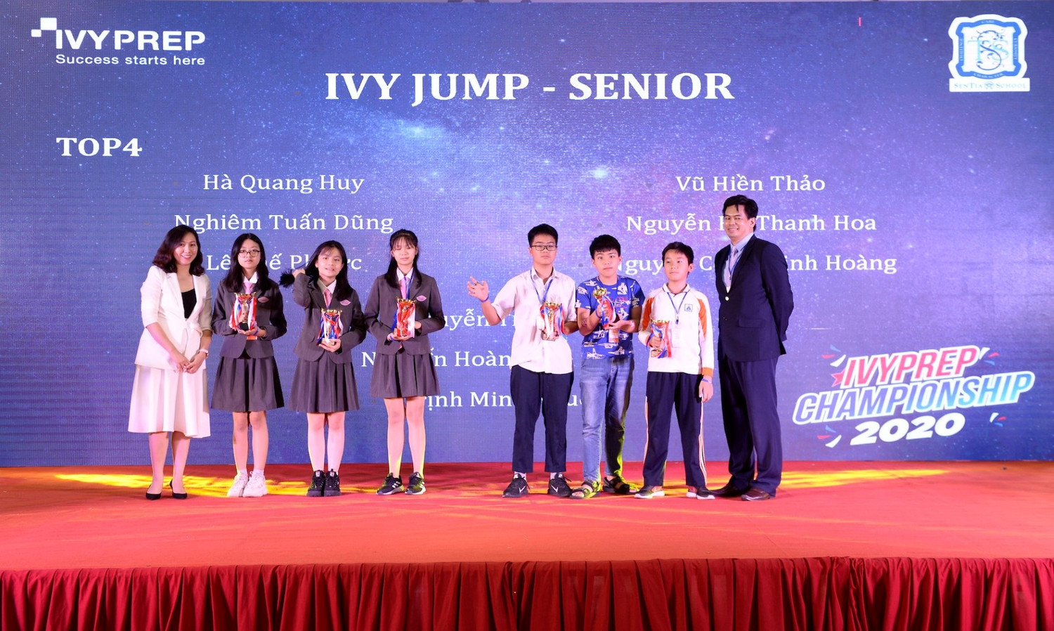Hai đội xuất sắc vòng 2 cuộc thi IvyPrep Championship 2020.