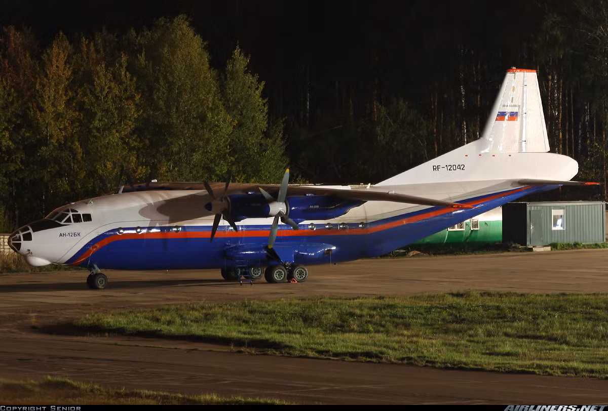 An-12