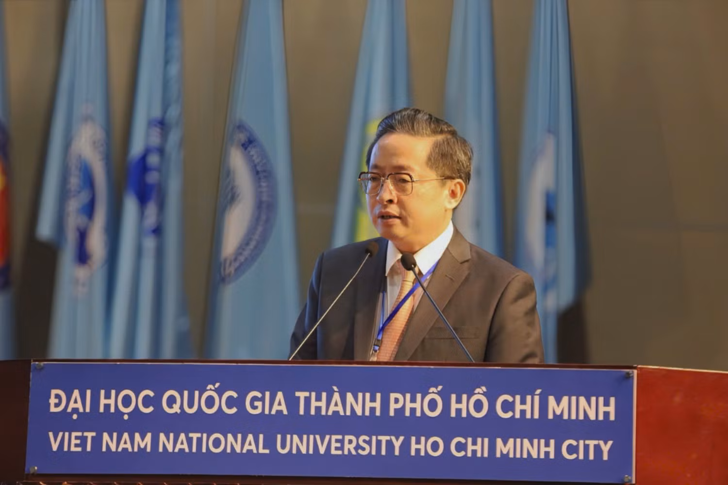 CTGroupphatbieubandanVNUHCM.jpg