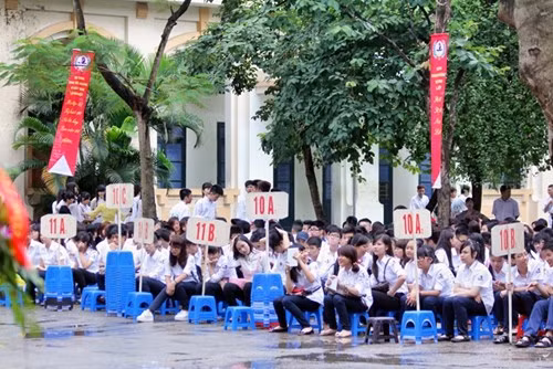 Ngày khai trường được tổ chức trước khi học sinh học buổi học đầu tiên (Ảnh: Xuân Trung)