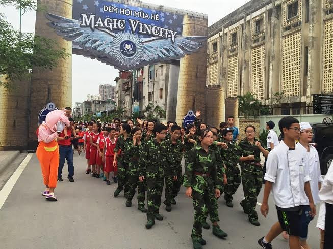 Đêm hội Mùa hè Magic VinCity tổ chức tại Trưởng Phổ thông Liên cấp Vinschool. Đêm hội Mùa hè Magic VinCity tổ chức tại Trưởng Phổ thông Liên cấp Vinschool.