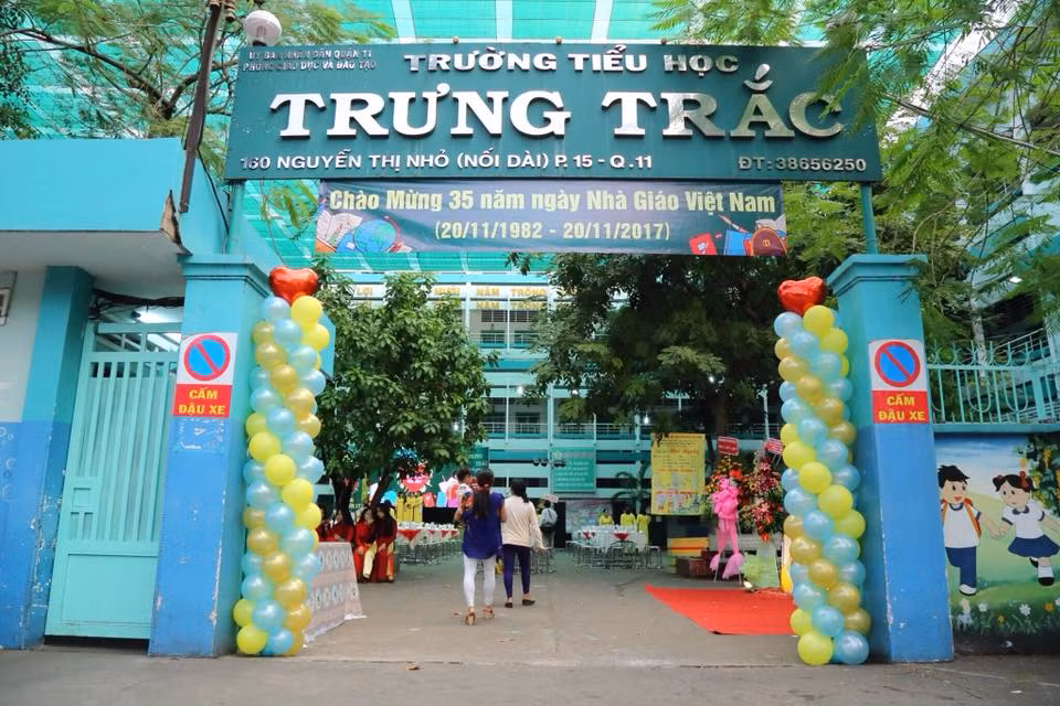 THTrungTracfbtruong.jpg