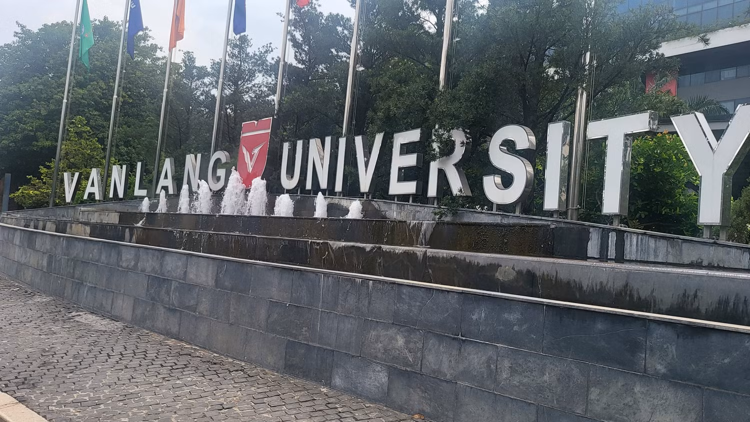 Trường Đại học Văn Lang đã có quyết định miễn nhiệm chức Trưởng khoa Du lịch (ảnh minh họa: V.D)
