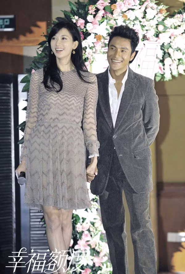 Trong phim, Lâm Chí Linh dính vào cuộc tình tay tư phức tạp với 3 chàng trai nhưng cuối cùng mỹ nhân "chân dài nhất xứ Đài" đã thuộc về Hoàng tử ngọt ngào Trần Khôn