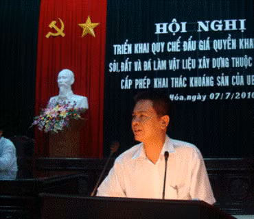 Ông Phùng Đình Ảnh, trưởng phòng quản lý tài nguyên khoáng sản Ông Phùng Đình Ảnh, trưởng phòng quản lý tài nguyên khoáng sản