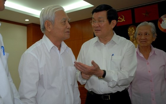 Chủ tịch nước Trương Tấn Sang nhấn mạnh: Việc Trung Quốc đưa giàn khoan vào vùng đặc quyền kinh tế của Việt Nam là vi phạm luật pháp quốc tế, đặc biệt là Công ước Biển Liên hợp quốc. Mọi tranh chấp phải giải quyết bằng luật pháp quốc tế, không được dùng vũ lực, đe dọa vũ lực để giải quyết tình hình.