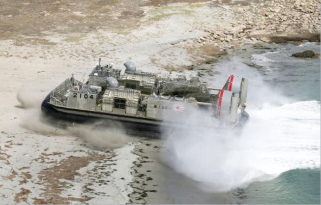 Tàu đổ bộ đệm khi LCAC Lực lượng Phòng vệ Nhật Bản