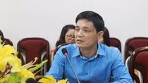 TS. Nguyễn Thanh Phong – Cục trưởng Cục An toàn thực phẩm trao đổi với báo chí (ảnh H.Lực)