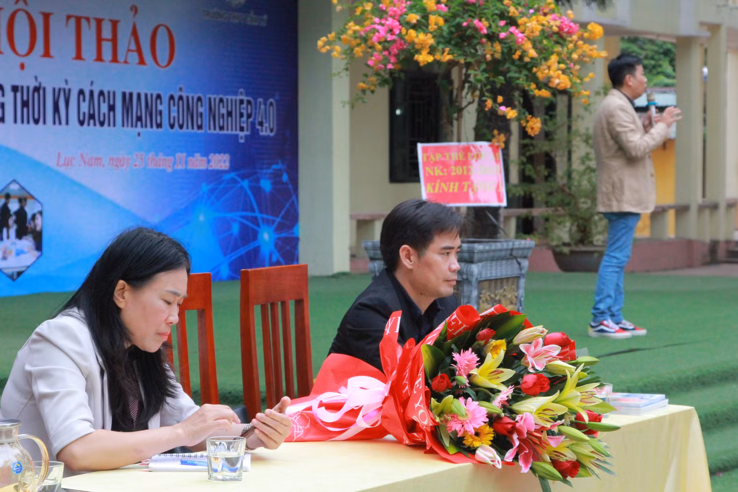 Hiệu trưởng Nguyễn Thanh Bình dự Hội thảo. Hiệu trưởng Nguyễn Thanh Bình dự Hội thảo.