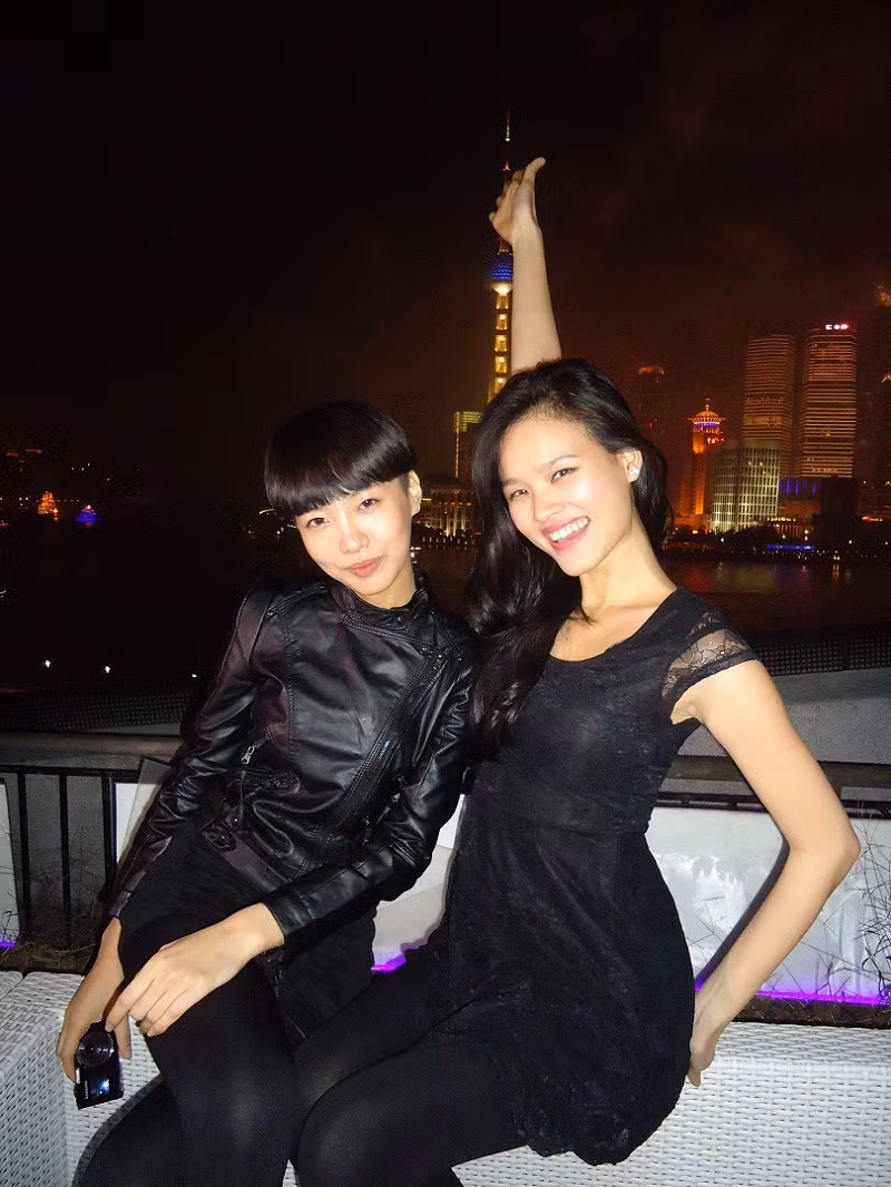 Tuyết Lan nhanh chóng hòa nhập vào không khí chung của cuộc thi.