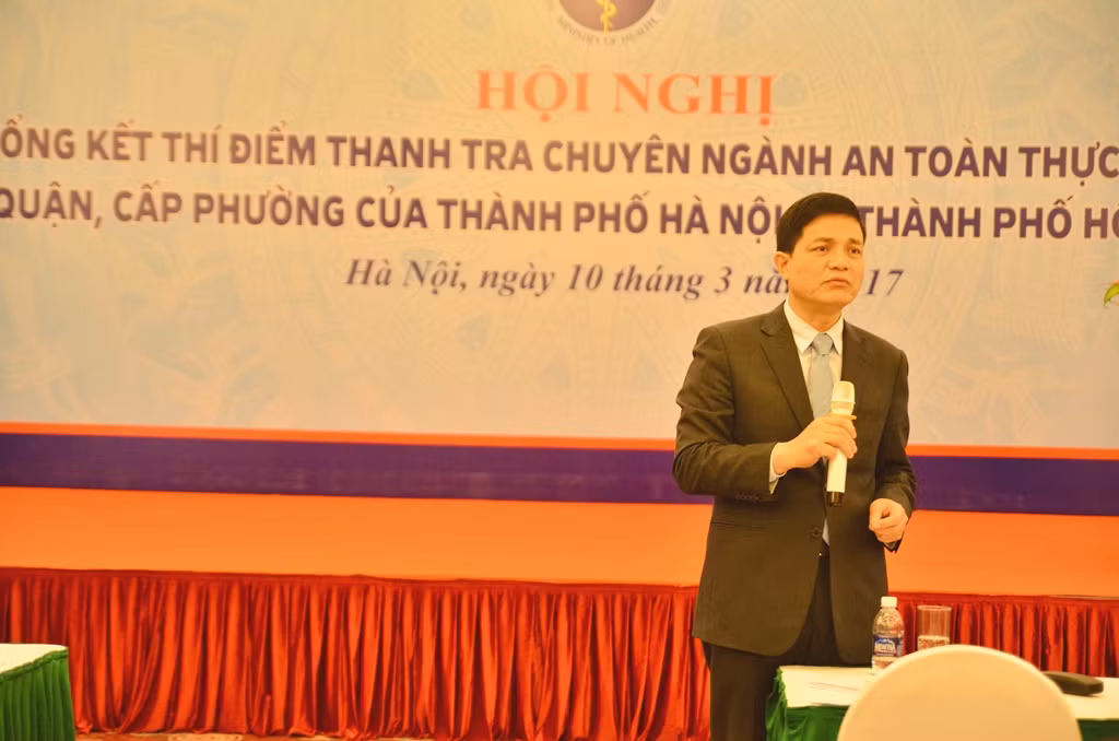 PGS.TS Nguyễn Thanh Phong phát biểu tại Hội nghị Tổng kết thí điểm thanh tra chuyên ngành an toàn thực phẩm cấp quận, huyện và xã, phường tại thành phố Hà Nội và thành phố Hồ Chí Minh - ảnh: H.Lực PGS.TS Nguyễn Thanh Phong phát biểu tại Hội nghị Tổng kết thí điểm thanh tra chuyên ngành an toàn thực phẩm cấp quận, huyện và xã, phường tại thành phố Hà Nội và thành phố Hồ Chí Minh - ảnh: H.Lực