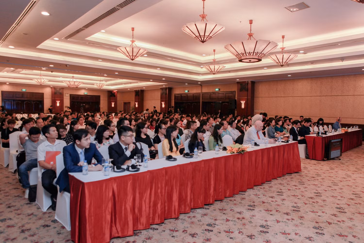 Luận về cuộc chơi và cây đời ảnh 2