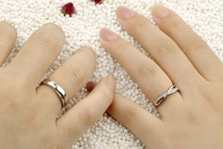 Nhiều cặp nghệ sĩ chia tay trong im lặng. Ảnh minh họa.