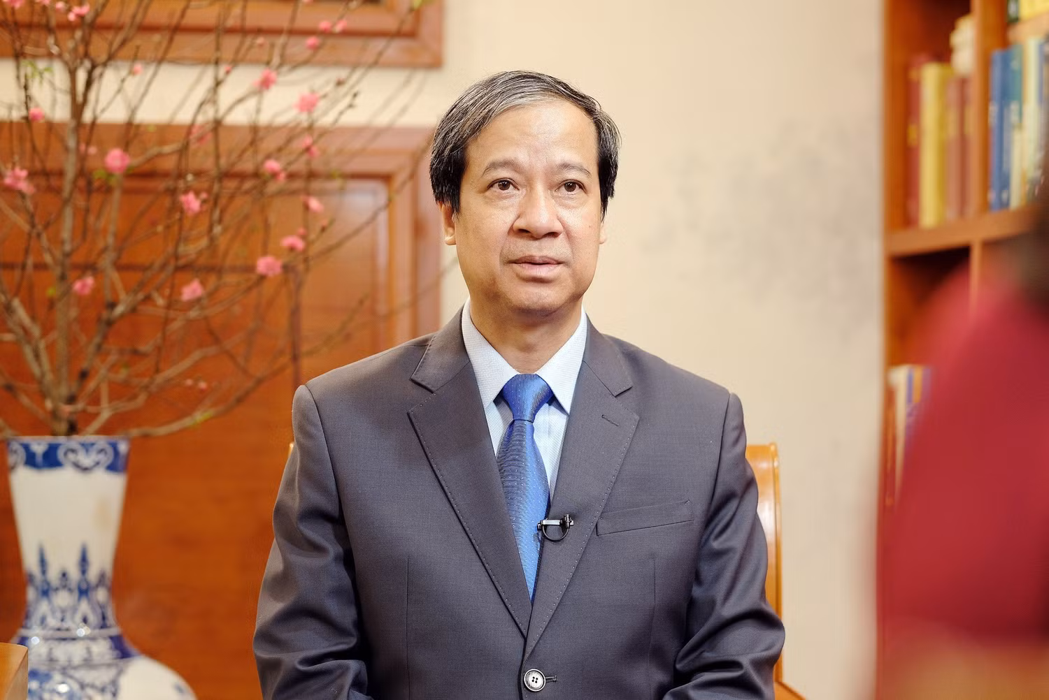 Năm mới, Bộ trưởng Nguyễn Kim Sơn chúc toàn thể nhà giáo, các em học sinh, các quý vị phụ huynh năm mới dồi dào sức khoẻ, thêm niềm tin tưởng để cùng ngành Giáo dục chia sẻ, lan tỏa tinh thần đổi mới và những giá trị tích cực.