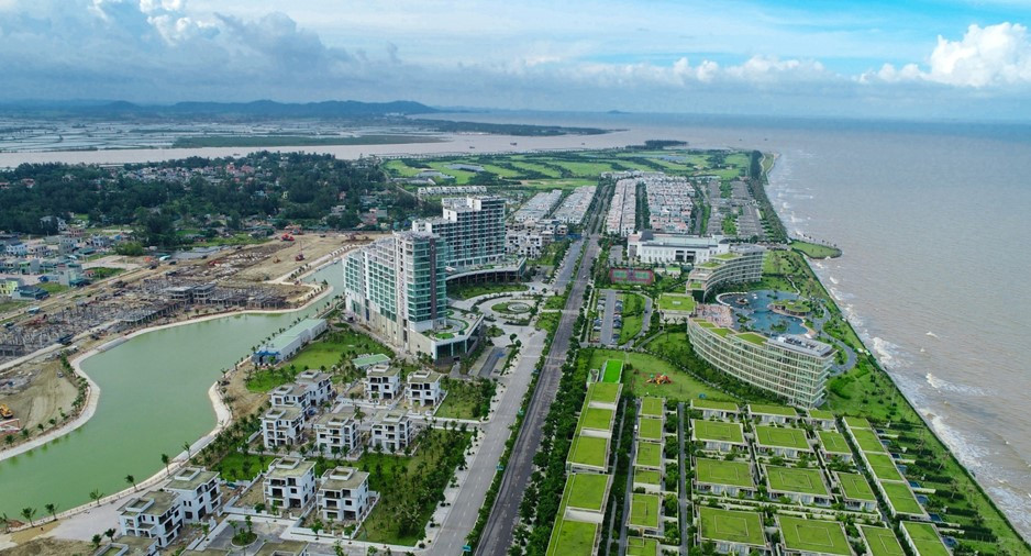 Thanh tra Bộ Xây dựng chỉ rõ, FLC Sầm Sơn, FLC Samson Golf Links có nhiều vi phạm nghiêm trọng. Ảnh: N.D-T.H Thanh tra Bộ Xây dựng chỉ rõ, FLC Sầm Sơn, FLC Samson Golf Links có nhiều vi phạm nghiêm trọng. Ảnh: N.D-T.H
