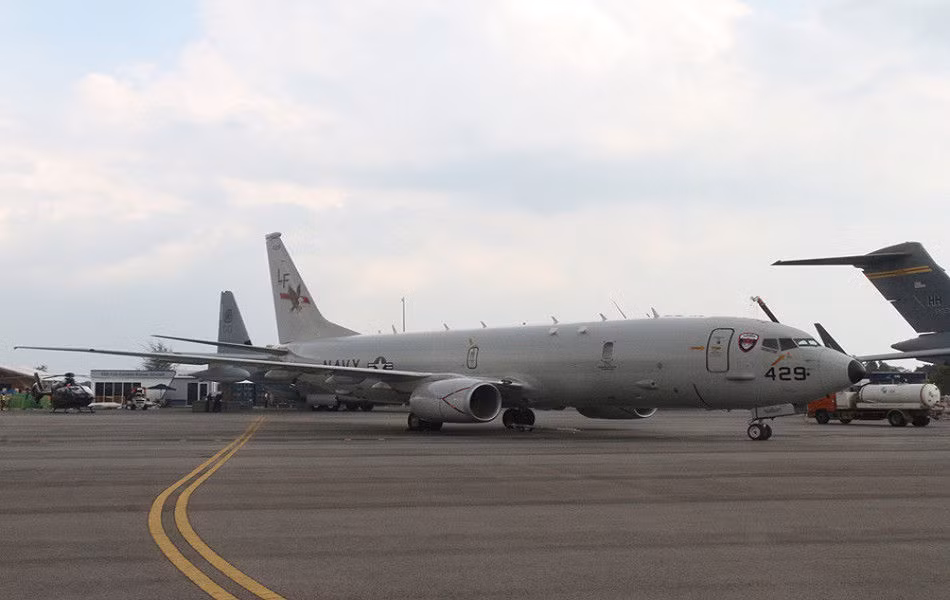 Máy bay tuần tra săn ngầm P-8A Poseidon sẽ từng bước thay thế P-3C Máy bay tuần tra săn ngầm P-8A Poseidon sẽ từng bước thay thế P-3C