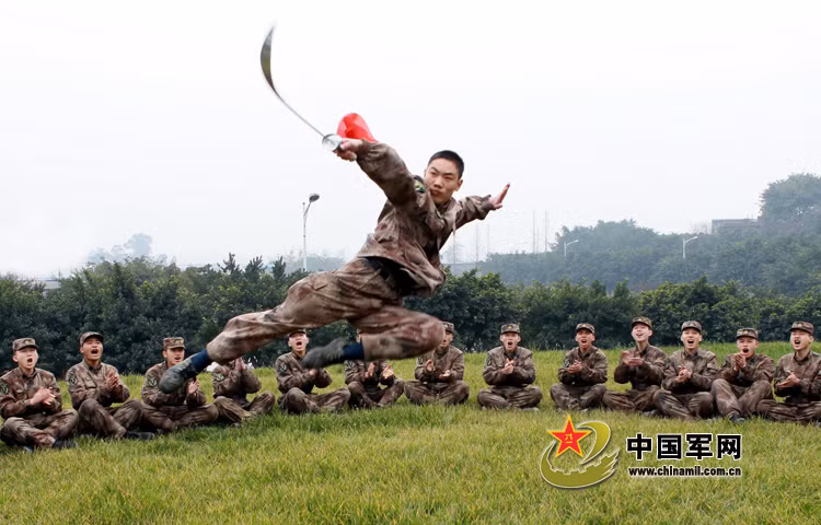 Biểu diễn đơn đao Thiếu Lâm