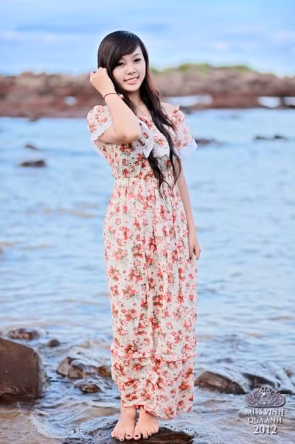 Thí sinh Công Thị Mỹ Linh. >>Những gương mặt sáng giá nhất Imiss Thăng Long 2012 >>Những nữ sinh diện áo dài đẹp hơn cả Hoa hậu Mai Phương Thúy (P19) >>Ngẩn ngơ vì nhan sắc của hotgirl Kiều My >>Hotgirl Cao đẳng Công nghiệp TPHCM đẹp tựa thiên thần