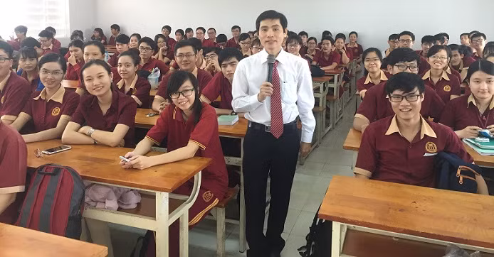 Vinh danh “Vì sự nghiệp giáo dục” cho Giáo sư Herfurth Lutz ảnh 3 Vinh danh “Vì sự nghiệp giáo dục” cho Giáo sư Herfurth Lutz ảnh 3