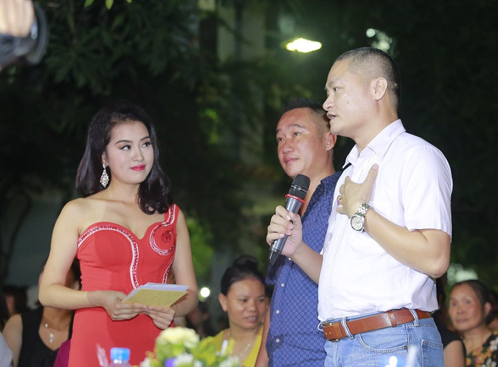 Hai phụ huynh giao lưu cùng chương trình