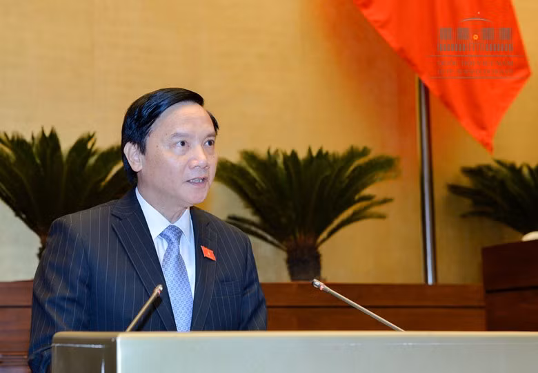 Ông Nguyễn Khắc Định, Chủ nhiệm ủy ban Pháp luật của Quốc hội (ảnh nguồn quochoi.vn). Ông Nguyễn Khắc Định, Chủ nhiệm ủy ban Pháp luật của Quốc hội (ảnh nguồn quochoi.vn).