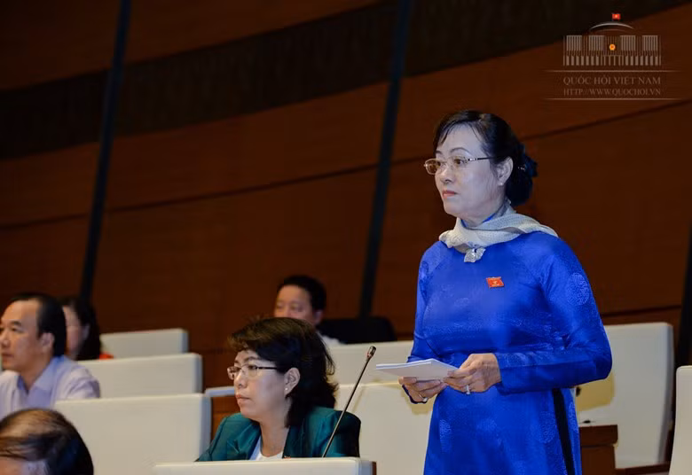 Đại biểu Quốc hội Nguyễn Thị Quyết, đoàn Thành phố Hồ Chí Minh (ảnh nguồn quochoi.vn). Đại biểu Quốc hội Nguyễn Thị Quyết, đoàn Thành phố Hồ Chí Minh (ảnh nguồn quochoi.vn).