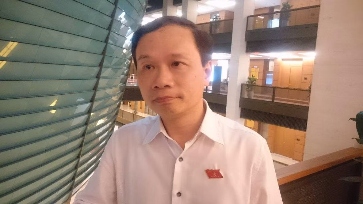 Ông Phạm Tất Thắng, Phó Chủ nhiệm Ủy ban Văn hóa Giáo dục Thanh niên, Thiếu niên, Nhi đồng của Quốc hội (ảnh Bạch Đằng). Ông Phạm Tất Thắng, Phó Chủ nhiệm Ủy ban Văn hóa Giáo dục Thanh niên, Thiếu niên, Nhi đồng của Quốc hội (ảnh Bạch Đằng).