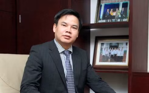 Ông Lê Đình Vinh trúng tuyển Hiệu trưởng trường Đại học Luật Hà Nội nhưng chưa được bổ nhiệm (ảnh báo xây dựng). Ông Lê Đình Vinh trúng tuyển Hiệu trưởng trường Đại học Luật Hà Nội nhưng chưa được bổ nhiệm (ảnh báo xây dựng).
