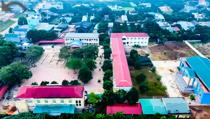 Trường Trung học phổ thông Tân Lạc (Ảnh: Nhà trường)