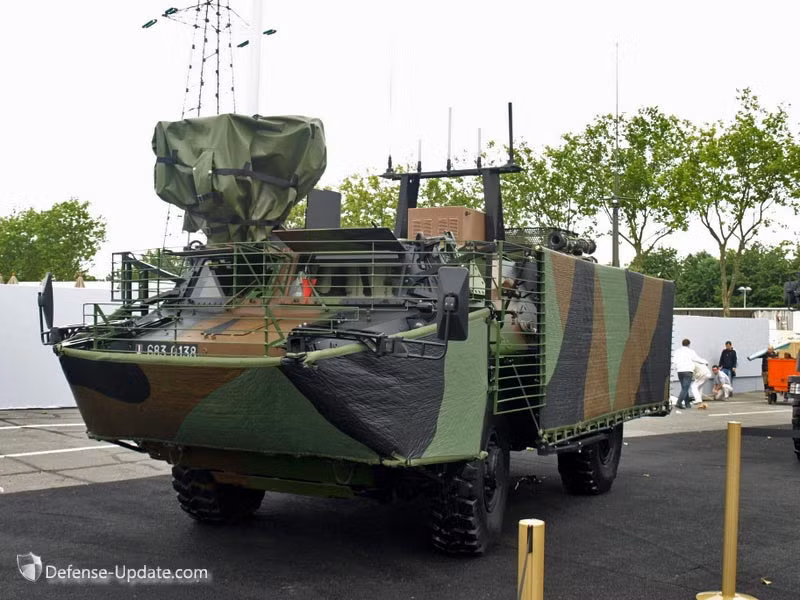 Xe bọc thép VAB Ultima của Pháp.