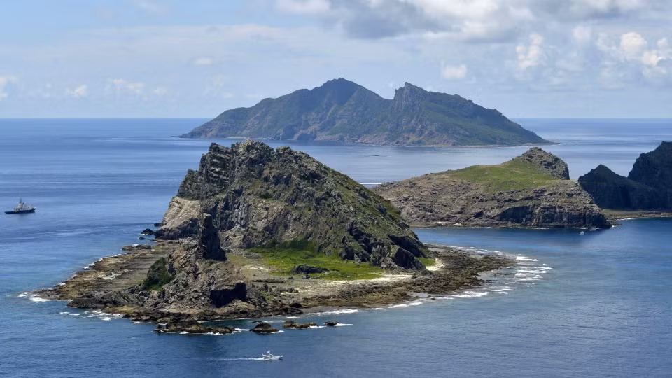 Căng thẳng trên Senkaku có nhiều khả năng bùng nổ thành một cuộc xung đột lớn. Căng thẳng trên Senkaku có nhiều khả năng bùng nổ thành một cuộc xung đột lớn.