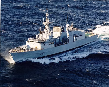 Tàu khu trục HMCS Calgary của Hải quân Hoàng gia Canada sẽ cập cảng Đà Nẵng từ ngày 26 đến 30/9. Ảnh: TTXVN Tàu khu trục HMCS Calgary của Hải quân Hoàng gia Canada sẽ cập cảng Đà Nẵng từ ngày 26 đến 30/9. Ảnh: TTXVN