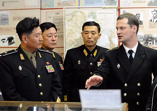 Chuẩn Đô đốc Kim Min-Sik thăm Hạm đội Thái Bình Dương